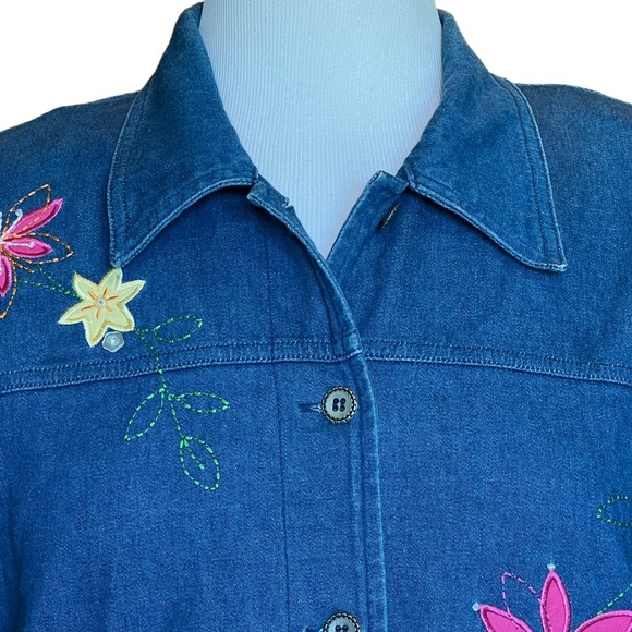 Alfred Dunner Women's 14 Denim Jean Shirt Jacket Shacket Embroidered Floral L - Picture 7 of 15